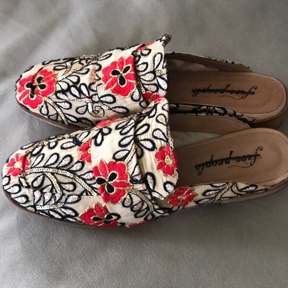 NWOB Sz 6 LAST ONE! Free People Brocade slip on - Picture 6 of 8